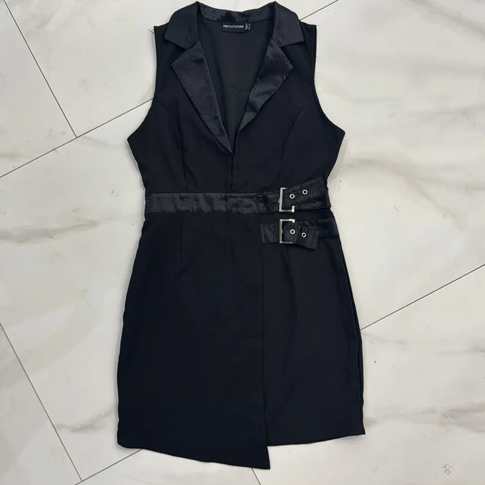 PrettyLittleThing Black Sleeveless Mini Dress with Buckles.  Sz 6 - Picture 7 of 14